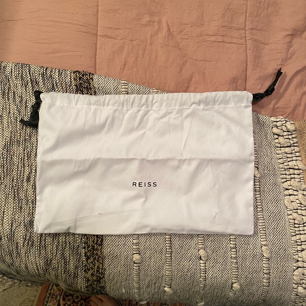 Reiss dust bag